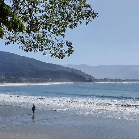 Seu lar na praia das Toninhas em Ubatuba-3